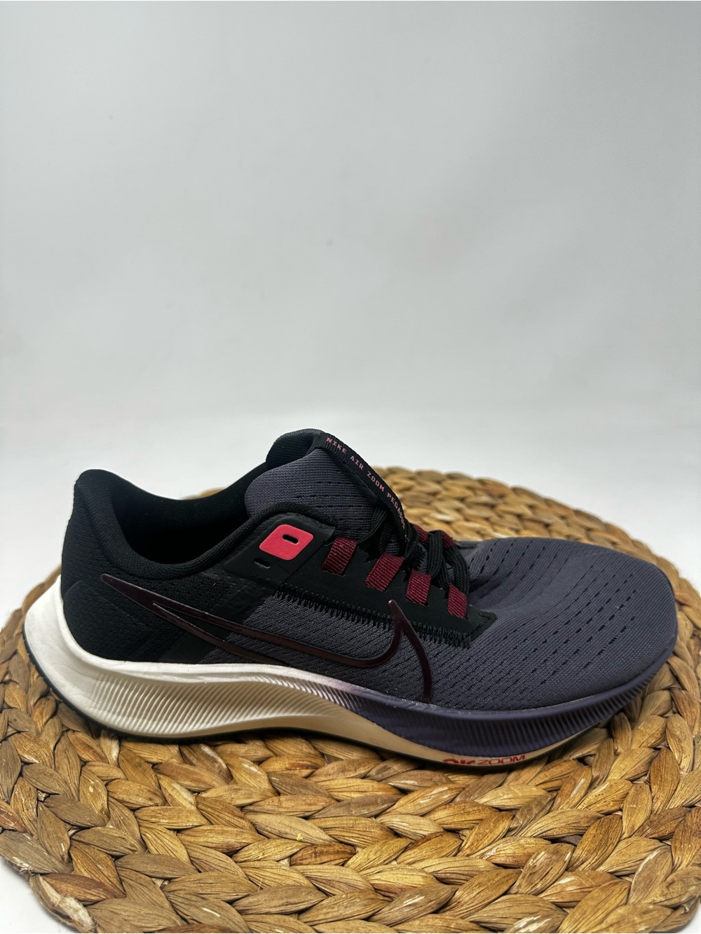 NIKE Pegasus 38 Running Shoes Cave Purple Black Size 7.5 Women's